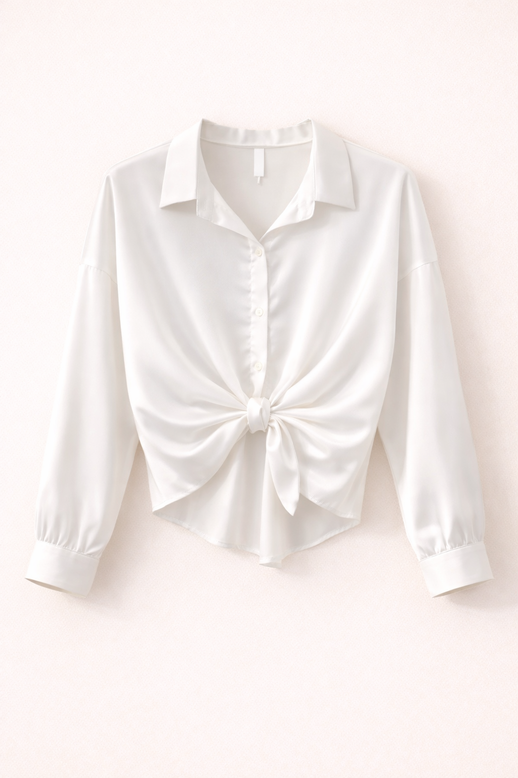 Blusa de seda con lazo al frente